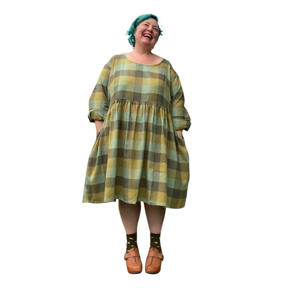 Winter Sally Plus Size Dress with pockets | Green Checkered