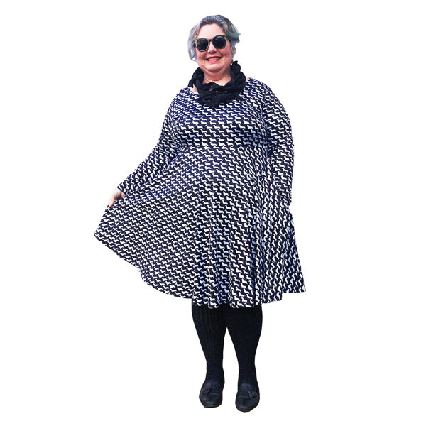 Long Sleeve Fleecey Skater Dress with Pockets Plus Size – Doxtooth Print