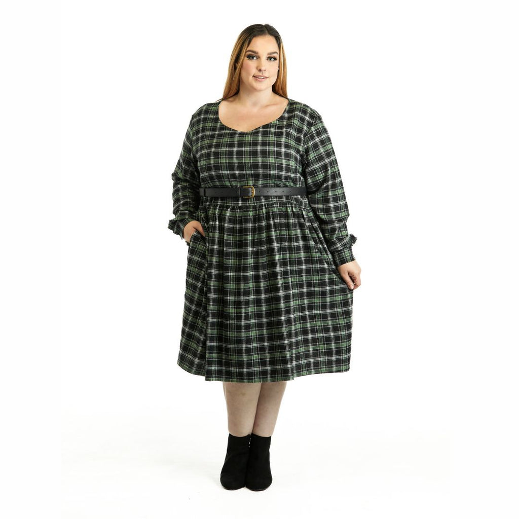 Winter Sally Plus Size Dress with Pockets | Green & Black Tartan Flannelette